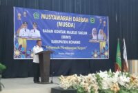 Suasana khidmat menyelimuti ruang pertemuan salah satu hotel di Unaaha, Rabu (30/4/2025), ketika Wakil Bupati Konawe H. Syamsul Ibrahim secara resmi membuka Musyawarah Daerah (Musda) Badan Kontak Majelis Taklim (BKMT) Kabupaten Konawe. Dengan tema 