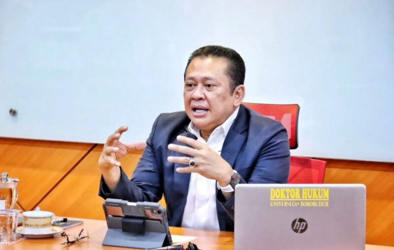Bambang Soesatyo
Anggota DPR RI/Ketua MPR RI ke-15/Ketua DPR RI ke-20/Ketua Komisi III ke-7/Dosen Tetap Pascasarjana Universitas Borobudur, Universitas Jayabaya dan Universitas Pertahanan (UNHAN)
