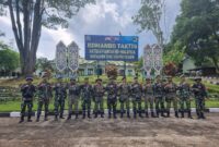 Komandan 9 Rejimen Tentera Darat Malaysia (TDM), Letnan Kolonel (Letkol) Fatih melakukan kunjungan kehormatan ke Markas Komando Taktis (Kotis) Satgas Pamtas RI–Malaysia Yonzipur 5/ABW di Nanga Badau, Kecamatan Badau, Kabupaten Kapuas Hulu, Jum'at (11/4/2025).