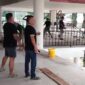 Wakil Bupati Konawe, H. Syamsul Ibrahim, menyempatkan diri meninjau langsung progres renovasi Rumah Adat Laikambuu di kompleks pemakaman Permaisuri Raja Lakidende, di Unaaha, Kabupaten Konawe, Minggu (27/4/2025). Kunjungan ini dilakukan usai  menghadiri perayaan Hari Ulang Tahun (HUT) ke-61 Provinsi Sulawesi Tenggara (Sultra) di Kolaka.  