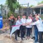 Wamendag Roro (tengah) didampingi Wakil Gubernur Jawa Barat, Erwan Setiawan; Walikota Bogor, Dedie A. Rachim; Kepala Badan Karantina Indonesia, Sahat M. Panggabean; CEO PT Minaqu Indonesia, Ade Wardhana Adinata; dan buyer dari Belanda, Rik de Rikj saat melepas ekspor perdana sekam bakar dan palem waregu ke Belanda di Bogor, Rabu (30/4/2025).