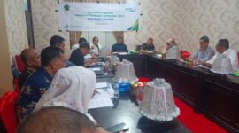 Pemerintah Kabupaten Konawe melalui Sekretaris Daerah (Sekda) Ferdinand membuka Rapat Peningkatan Universal Coverage Jamsostek (UCJ) di Ruang Rapat Bupati, di Unaaha, Jumat (9/5/2025). Kegiatan ini bertujuan memperluas akses perlindungan sosial bagi pekerja, khususnya di sektor informal dan UMKM, melalui program Jaminan Sosial Tenaga Kerja (Jamsostek)