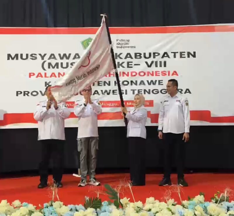 Sarnina Yusrin Usbar, SE (SYU) resmi terpilih secara aklamasi sebagai Ketua Palang Merah Indonesia (PMI) Kabupaten Konawe untuk masa bakti 2025–2030 dalam Musyawarah Kabupaten (Muskab) VIII yang digelar di salah satu hotel di Unaaha, Minggu (11/5/2025).