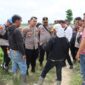 Berupaya mencegah eskalasi konflik,menyusul memanasnya sengketa lahan antara warga Transmigran dan kelompok yang dipimpin Eprit.  Polres Konawe mengerahkan patroli gabungan dipimpin langsung Kapolres AKBP Noer Alam, S.I.K., Selasa (6/5/2025) 