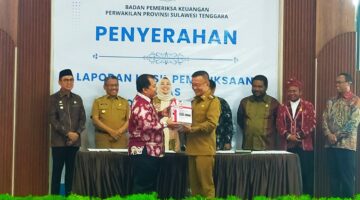 Laporan Hasil Pemeriksaan (LHP) diserahkan langsung oleh Kepala BPK RI Perwakilan Sulawesi Tenggara, Dadek Nandemar, kepada Wakil Bupati Konawe, H Syamsul Ibrahim, di Kantor Perwakilan BPK RI Sultra di Kendari, Senin (26/5/2025).