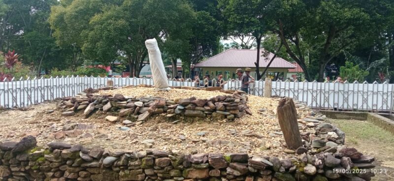 Pemerintah Kabupaten Konawe melakukan peninjauan menyeluruh terhadap persiapan ritual adat Mosehe Wonua dan Pawai Budaya Nusantara yang akan menjadi puncak perayaan Hari Jadi ke-65 Kabupaten Konawe. Wakil Bupati H. Syamsul Ibrahim secara langsung memimpin kunjungan kerja ke situs-situs penting adat Suku Tolaki, Kamis (15/5/2025).