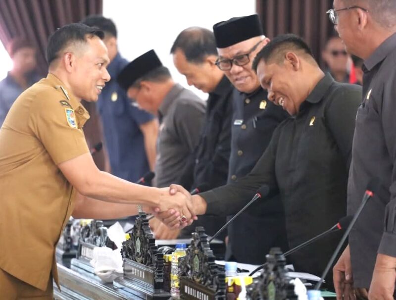 Rancangan awal Rencana Pembangunan Jangka Menengah Daerah (RPJMD) Konawe 2025–2029 dibahas secara mendalam dalam rapat bersama Pemerintah Daerah, menandai fase krusial perencanaan arah kebijakan daerah di Ruang Rapat DPRD Konawe, Selasa (3/6/2025).