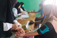 Posyandu terpadu dengan layanan kesehatan lengkap bagi seluruh usia, mulai dari bayi, balita,  ibu hamil, hingga lansia. di Kantor Lurah Toriki, Rabu (11/6/2025). 