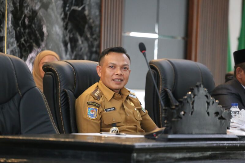 Bupati Konawe, H Yusran Akbar, ST, saat rapat paripurna pengesahan RPJMD 2025-2029 di aula Paripurna DPRD Konawe, Senin (28/7/2025)