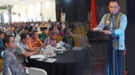 uasana Hotel Nugraha pagi itu penuh dengan harapan dan tekad. Di hadapan ratusan tamu undangan, bupati Konawe, H. Yusran Akbar ST, secara resmi membuka Musyawarah Perencanaan Pembangunan Daerah (Musrenbang) RPJMD Kabupaten Konawe 2025-2029, Kamis (24/7/2025).