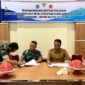 Penandatanganan program TMMD antara Pemerintah Daerah Kabupaten Konawe, oleh Kuasa Pengguna Anggaran, Robin Hermansyah mewakili Bupati Konawe dengan Komandan Kodim 1417 Kendari, Kolonel Inf. Herry Indriyanto menandai digelarnya TMMD di Kabupaten Konawe yang akan difokuskan di 2 kecamatan yakni kecamatan Asinua dan Kecamatan Padangguni di Unaaha, Sabtu Sabtu (5/7/2025).