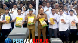 Di tengah tekanan inflasi dan kenaikan harga bahan pokok, Kadin Indonesia bersama Kemendagri, BPN, dan Pemprov Sultra meluncurkan solusi nyata: Gerakan Pangan Murah, yang digelar di Kendari, 26 Agustus 2025.
