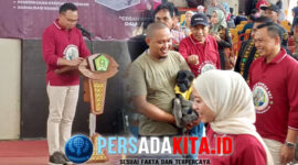 Bupati Konawe H. Yusran Akbar menyampaikan sambutan dalam pembukaan World Rabies Day 2025 di Gedung Wekoila, Kamis (27/11/2025). Beliau menekankan strategi empat pilar untuk mewujudkan Konawe Bebas Rabies.