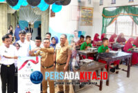 Bupati Konawe, H Yusran Akbar ST didampingi Sekda Konawe, Dr Ferdinan Sapan dan Korwil Kabupaten Konawe perwakilan Badan Gizi Nasional Sultra, Nopri Al Ikmansyah SH saat peluncuran SPPG Wawotobi belum lama ini.