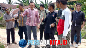 Momen Bupati Yusran Akbar (tengah), menyampaikan instruksi 