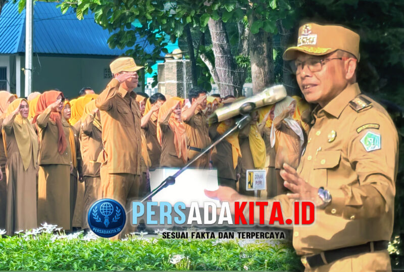 Bupati Konawe H. Yusran Akbar, ST memimpin apel perdana ASN 2026 di Lapangan Kantor Bupati, Senin (5/1/2026). Ribuan ASN dari seluruh OPD mengikuti dengan khidmat.