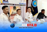 Kristian Tandabioh, SH, M.AP, memberikan paparan eksklusif mengenai rencana pembentukan Tim Terpadu P4GN hingga ke tingkat desa di ruang rapat BNNK Konawe, Rabu (21/1/2026) kemarin.