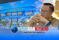 Bupati Konawe, H. Yusran Akbar, S.T., menyampaikan arahan terkait pentingnya kesiapan manajemen rumah sakit sebelum konstruksi selesai. Ia menekankan agar RSUD Pratama Konawe langsung operasional setelah serah terima kunci.