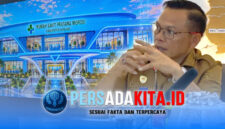 Bupati Konawe, H. Yusran Akbar, S.T., menyampaikan arahan terkait pentingnya kesiapan manajemen rumah sakit sebelum konstruksi selesai. Ia menekankan agar RSUD Pratama Konawe langsung operasional setelah serah terima kunci.