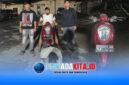 Tim URC Satreskrim Polres Konawe dipimpin AIPTU Supahmil tangkap pelaku curanmor di Unaaha. Pelaku R (22) tertunduk di depan unit Honda Scoopy DT 6857 AA