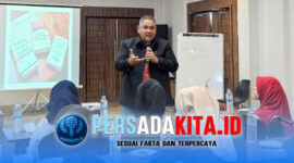 Direktur Geopolitik GREAT Institute, Dr. Teguh Santosa, saat pemaparan di hadapan puluhan content creator dalam workshop yang digelar di Palembang, Sumatera Selatan, Sabtu (16/5/2026).