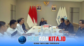 Wakil Menteri Komdigi Nezar Patria sedang memberikan paparan data saat menerima audiensi Stasiun TV Saburai Lampung di Kantor Kementerian Komdigi, Jakarta Pusat, Rabu (13/05/2026).