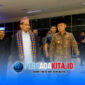 Suasana penyambutan Wakil Menteri Dalam Negeri RI Akhmad Wiyagus oleh Gubernur Sultra Andi Sumangerukka dan jajaran Forkopimda di Bandara Halu Oleo, Kendari, Kamis (28/5/2026)