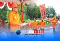Bupati Konawe, Yusran Akbar, memberikan sambutan saat memimpin Apel Siaga Sensus Ekonomi 2026 di halaman Kantor Bupati Konawe, Senin (15/6/2026).