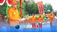 Bupati Konawe, Yusran Akbar, memberikan sambutan saat memimpin Apel Siaga Sensus Ekonomi 2026 di halaman Kantor Bupati Konawe, Senin (15/6/2026).