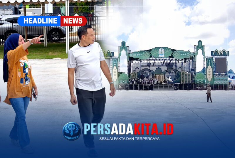 Bupati Konawe, H. Yusran Akbar, S.T., didampingi Ketua TP PKK, Hj. Hania, S.Pd., M.Pd., Gr., meninjau area panggung utama di eks STQ Unaaha, Minggu (21/6/2026).