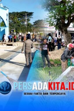 DLH Konawe Turunkan 50 Personel Kolaborasi Bersama Ratusan ASN, Fokus Bersihkan 3 Titik Jelang MTQ XXXI Sultra