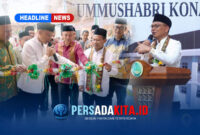 Bupati Konawe, H. Yusran Akbar, S.T., bersama jajaran pengurus Yayasan Ummusshabri Kendari melakukan pemotongan pita peresmian Gedung Madrasah Pesantren UMUSABRI Cabang Unaaha, Sabtu (27/6/2026). Peresmian dirangkaikan dengan pengajian Tahun Baru Islam 1448 Hijriah.
