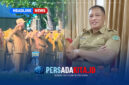 Sekretaris Daerah Kabupaten Konawe, Dr Ferdinand, didampingi pejabat terkait saat memaparkan skema dan jadwal pembayaran gaji ke-13 kepada awak media di ruang rapat Pemda Konawe, Senin (22/6/2026).