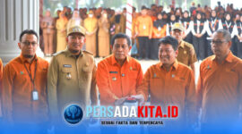 Pencanangan Sensus Ekonomi 2026 Sultra: Wakil Kepala BPS RI Sonny Harry bersama Wakil Gubernur Sultra, Hugua menekan tombol dimulainya SE2026, di Kendari, Senin (15/6/2026).