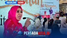 Ketua Harian Dekranas, Tri Tito Karnavian, memberikan sambutan di hadapan para peserta workshop. Di latar belakang, terlihat spanduk bertajuk 