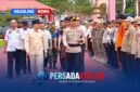 Kapolres AKBP Edi Raharjono (kanan) bersama  Bupati Konawe H. Yusran Akbar (tengah) dan unsur Forkopimda saat meninjau kesiapan personel dan peralatan dalam Apel Siaga Bencana di Lapangan Polres Konawe, Rabu (12/8/2026).