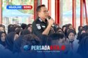 Bupati Konawe H. Yusran Akbar, S.T., saat menyampaikan materi pembinaan peran strategis P3K kepada 580 peserta orientasi yang memenuhi ruangan Gedung Wekoila, Unaaha, Selasa (11/8/2026). 