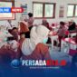 Suasana pelayanan cek kesehatan gratis di salah satu sekolah di Kecamatan Routa. Para siswa menjalani pemeriksaan tekanan darah, gula darah, mata, telinga, hingga gigi secara gratis oleh tenaga kesehatan Dinas Kesehatan Konawe.