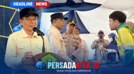 Bupati Konawe H. Yusran Akbar, S.T. (berdiri di podium) secara resmi membuka Job Fair Konawe 2026 di eks Arena MTQ/STQ, Unaaha, didampingi jajaran Forkopimda, Rabu (12/8/2026).