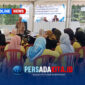 Sekretaris Dinas Perikanan Kabupaten Konawe, Sahruddin, S.Pi, M.Si, tengah memaparkan materi manajemen usaha perikanan di hadapan peserta pelatihan di KNMP Sore Jaya.