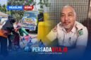 Kepala BPBD Konawe, Herianto Pagala, S.Sos dengan latar belakang Mobil tangki BPBD Konawe sedang melakukan pengisian air bersih untuk didistribusikan ke warga terdampak kekeringan di Kelurahan Meluhu dan Desa Muara Sampara.