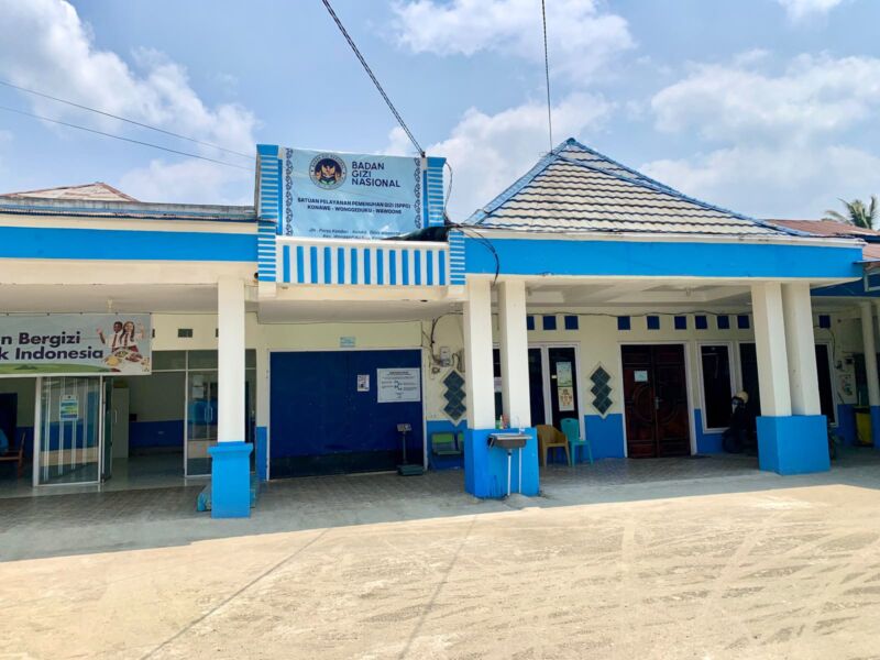 Tampak depan dapur SPPG Wonggeduku yang menjadi lokasi sidak anggota DPRD Konawe