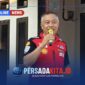 Camat Tongauna, Muhammad Idil, S.E., saat membuka secara resmi Turnamen Bola Voli Putri PRI Cup 1 di Lapangan PRI Tongauna.