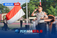 Kapolres Konawe AKBP Edi Raharjono, S.I.K., M.Si., memberikan penghormatan saat memimpin jalannya upacara Hari Sumpah Pemuda ke-98.