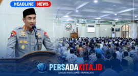 Kapolri Jenderal Polisi Suyudi Ario Seto melaksanakan Sholat Jumat bersama jamaah di Masjid Al-Ikhlas, Mabes Polri, Jumat (9/10/2026).