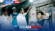 Menteri ESDM Bahlil Lahadalia meninjau langsung gardu distribusi dan kWh meter warga di Dusun Prau Bosok, Desa Muara Baru, Karawang, Kamis (15/10/2026).