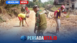 Semangat gotong royong terpancar dari raut wajah prajurit dan warga saat bahu-membahu menyelesaikan sasaran fisik TMMD ke-130 di Kecamatan Kabawo, Kabupaten Muna.