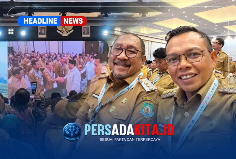 Suasana pembukaan Rakornas TPAKD Tahun 2026 di JIEXPO Convention Centre, Jakarta, yang dihadiri langsung oleh Presiden Prabowo Subianto dan para kepala daerah. Inset Bupati Konawe H. Yusran Akbar, ST (kanan) berfoto bersama dengan sesama kepala daerah di sela-sela agenda Rakornas (Foto: Dok. Istimewa)