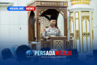 Wakapolda Sultra Brigjen Pol Budi Hermawan didampingi pejabat utama Polda Sultra saat memberikan sambutan di Masjid Nurul Huda, Kendari.